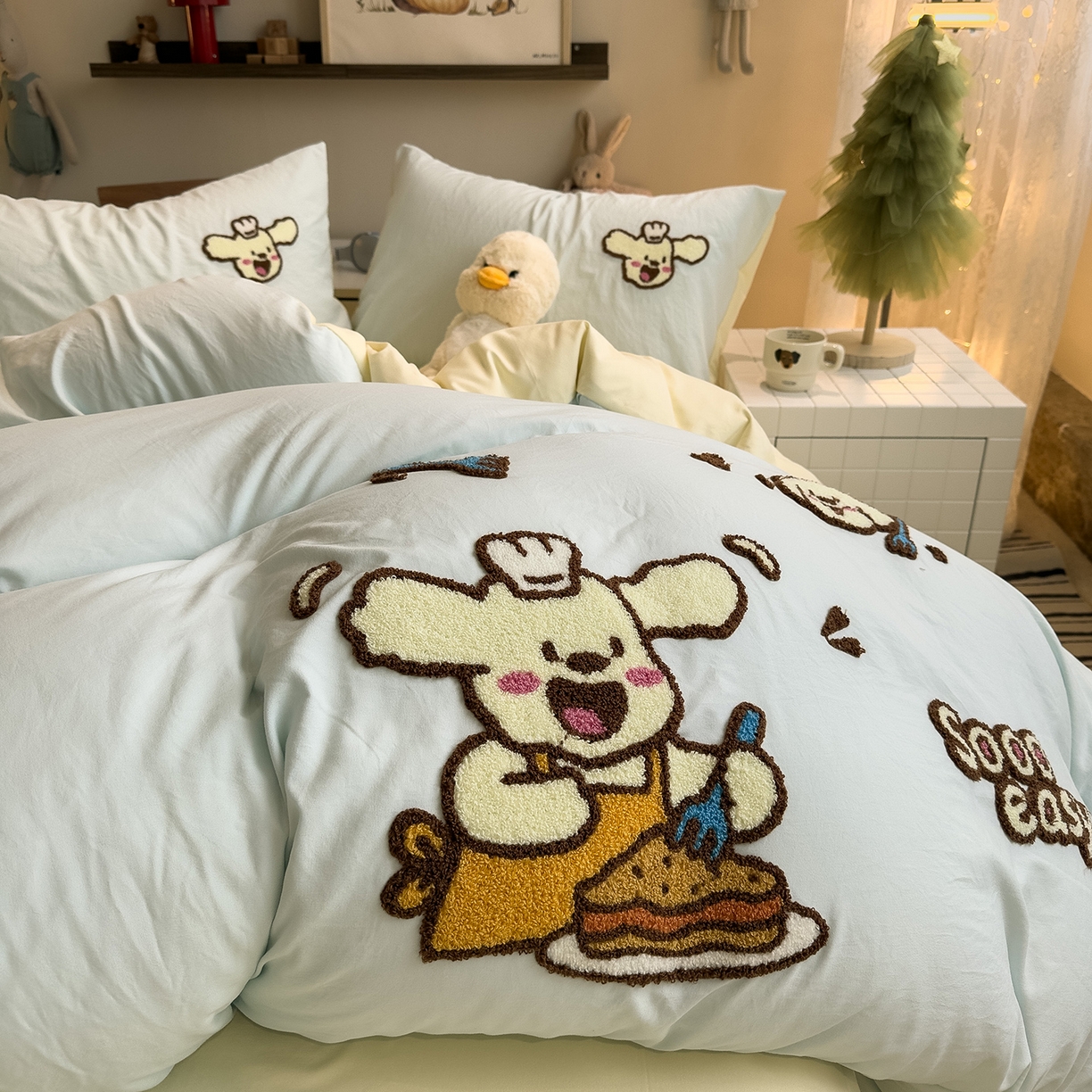 91家纺网 家纺一手货源 找家纺 曼谷家纺 2026新款卡通水洗棉毛巾绣四件套被套 超美味-薄荷芝士