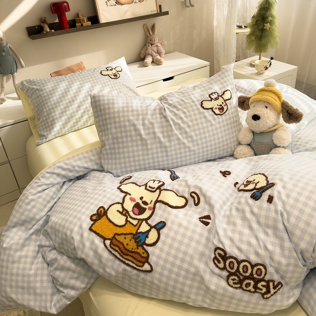 91家纺网 家纺一手货源 找家纺 曼谷家纺 2026新款卡通水洗棉毛巾绣四件套被套 超美味-兰小格-芝士