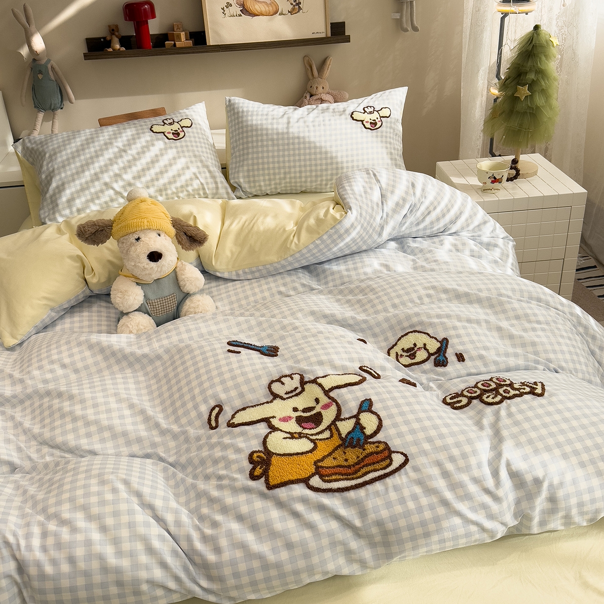 91家纺网 家纺一手货源 找家纺 曼谷家纺 2026新款卡通水洗棉毛巾绣四件套被套 超美味-兰小格-芝士