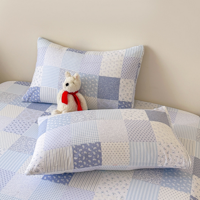 91家纺网 家纺一手货源 找家纺 温眠家纺 2025春夏新款云感棉双层纱床笠单床笠枕套三件套场景二 半亩花田