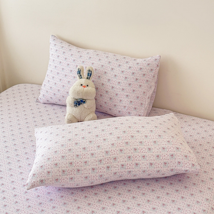 91家纺网 家纺一手货源 找家纺 温眠家纺 2025春夏新款云感棉双层纱床笠单床笠枕套三件套场景二 琉璃瓦梦