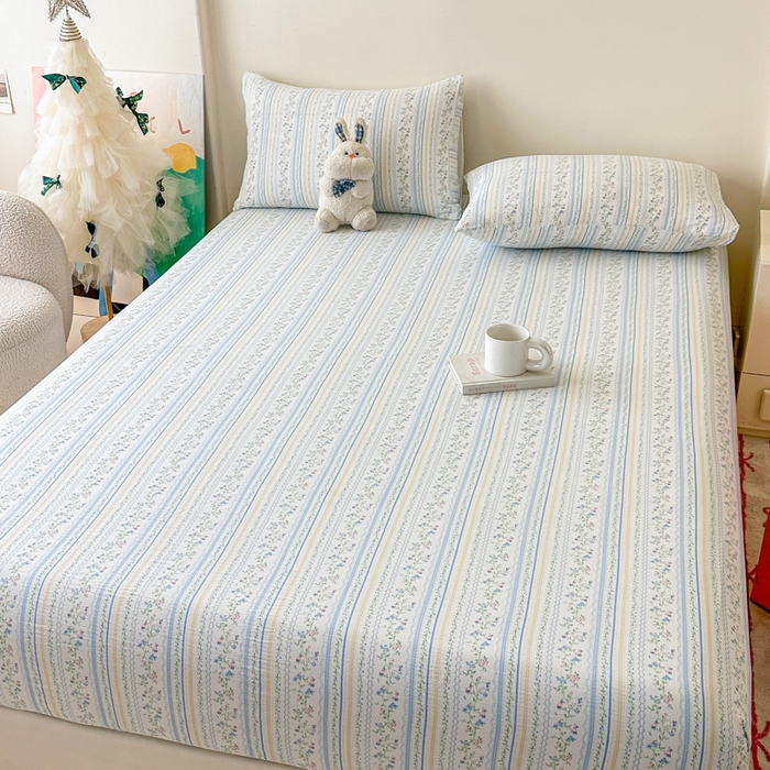 91家纺网 家纺一手货源 找家纺 温眠家纺 2025春夏新款云感棉双层纱床笠单床笠枕套三件套场景二 洛克庄园