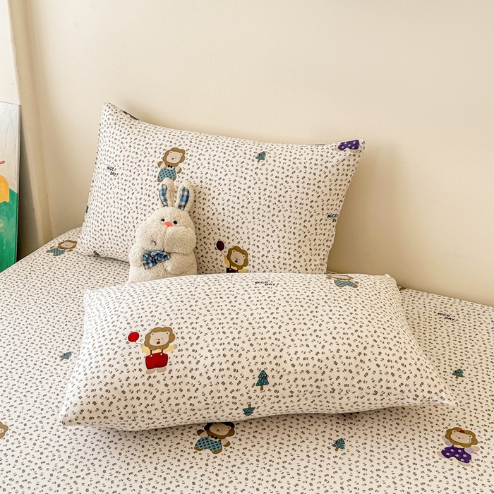 91家纺网 家纺一手货源 找家纺 温眠家纺 2025春夏新款云感棉双层纱床笠单床笠枕套三件套场景二 甜茶