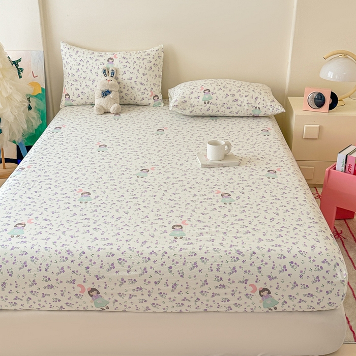 91家纺网 家纺一手货源 找家纺 温眠家纺 2025春夏新款云感棉双层纱床笠单床笠枕套三件套场景二 思念女孩