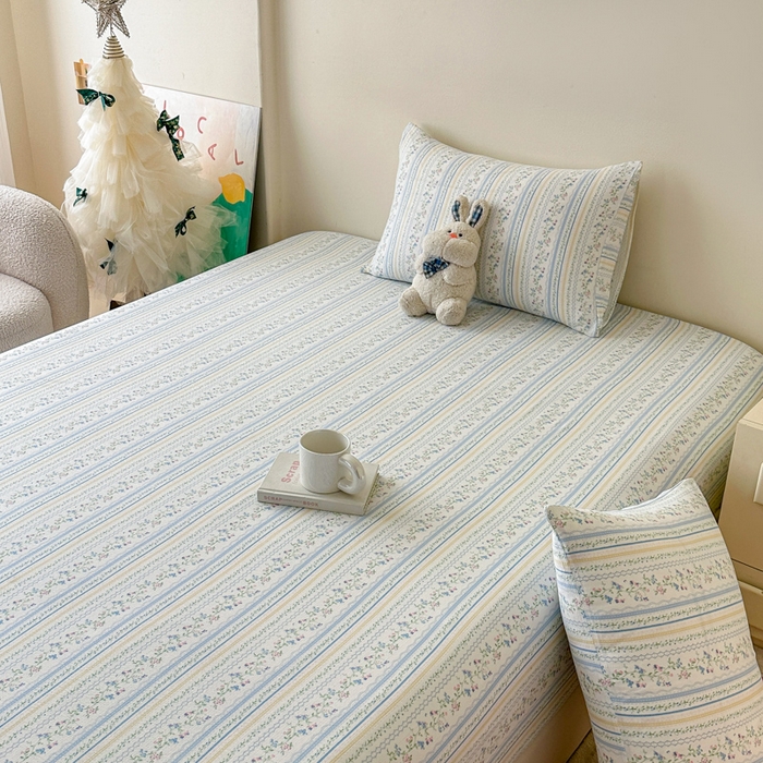 91家纺网 家纺一手货源 找家纺 温眠家纺 2025春夏新款云感棉双层纱床笠单床笠枕套三件套场景二 洛克庄园