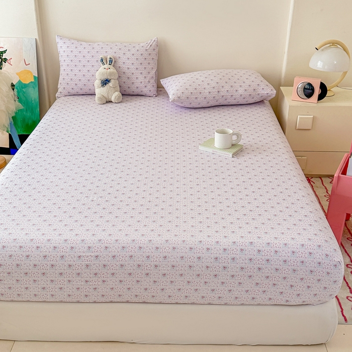 91家纺网 家纺一手货源 找家纺 温眠家纺 2025春夏新款云感棉双层纱床笠单床笠枕套三件套场景二 琉璃瓦梦