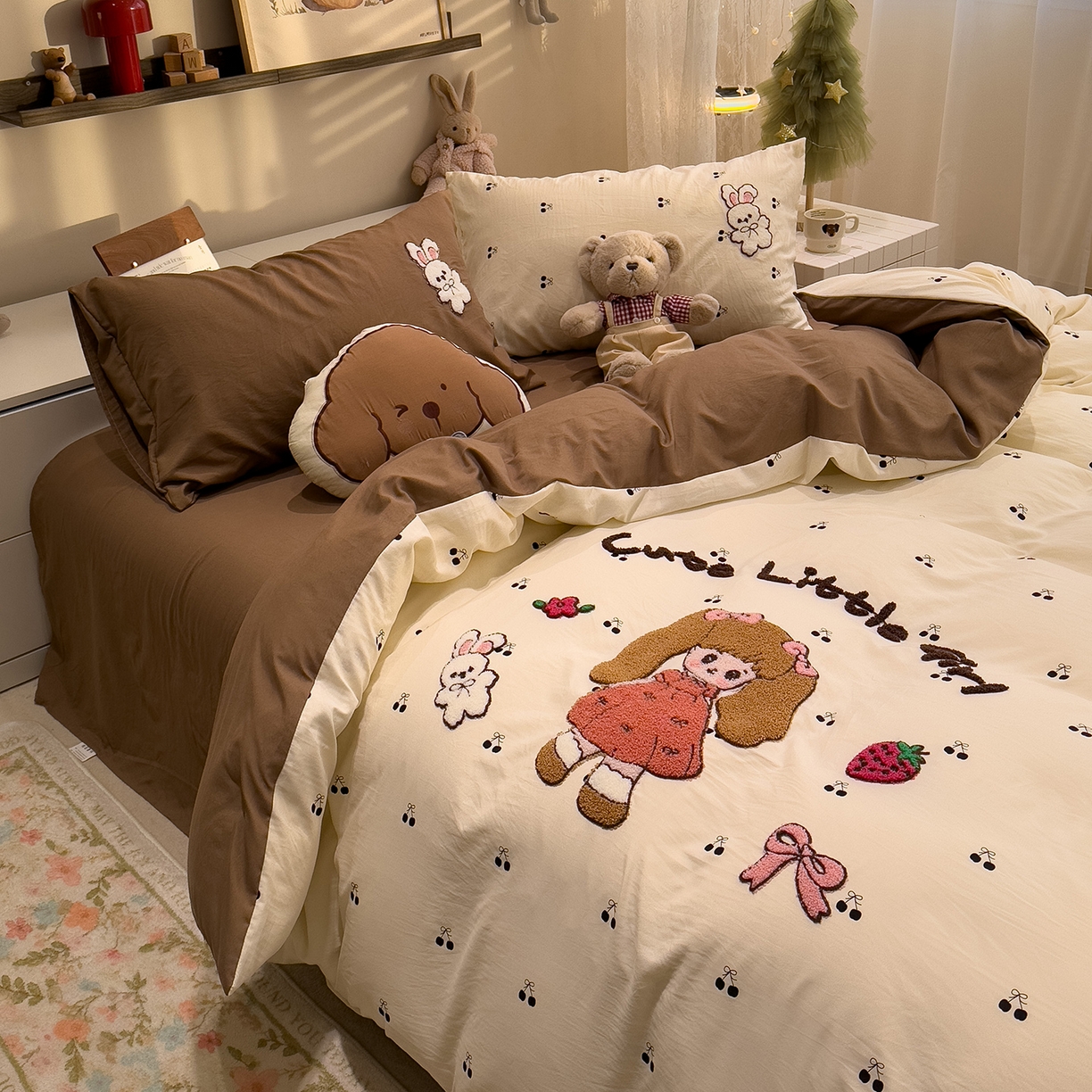 91家纺网 家纺一手货源 找家纺 曼谷家纺 2026新款卡通水洗棉毛巾绣四件套被套 小女孩