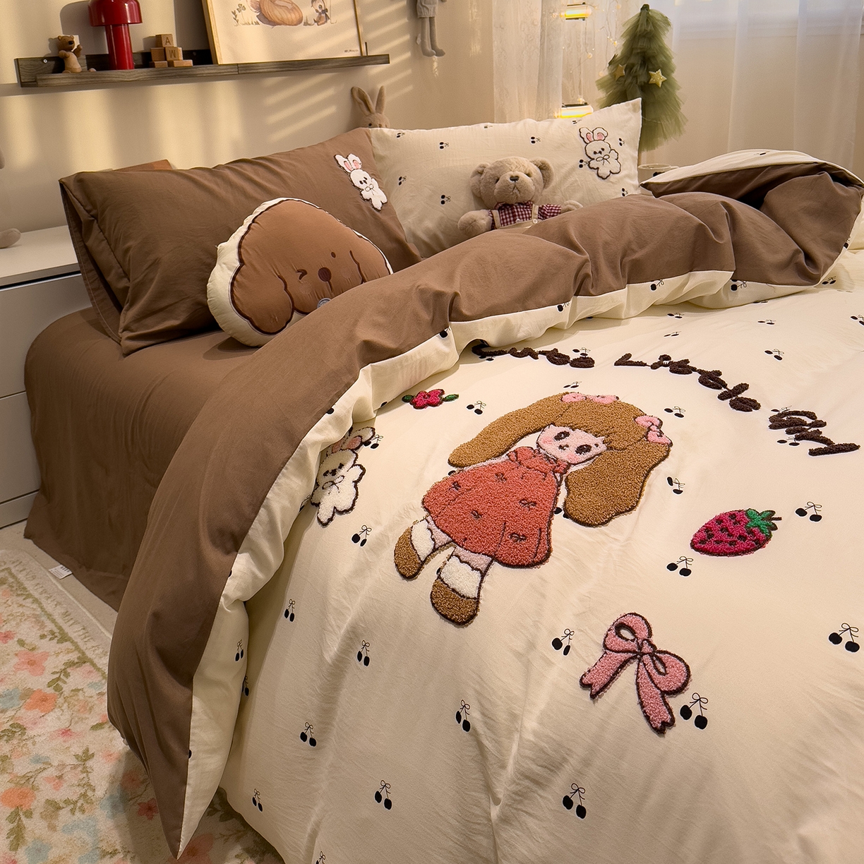 91家纺网 家纺一手货源 找家纺 曼谷家纺 2026新款卡通水洗棉毛巾绣四件套被套 小女孩