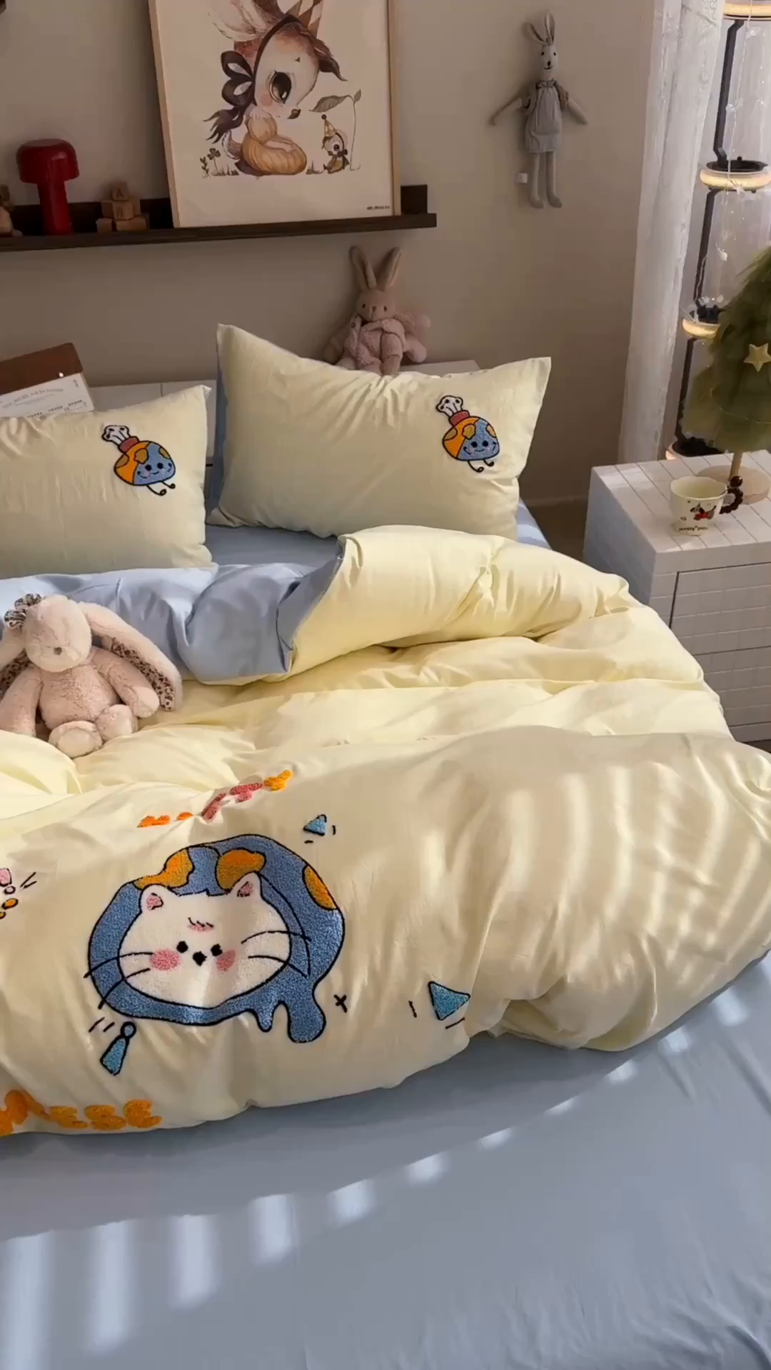 91家纺网 家纺一手货源 找家纺 曼谷家纺 2026新款卡通水洗棉毛巾绣四件套被套 芝士喵喵