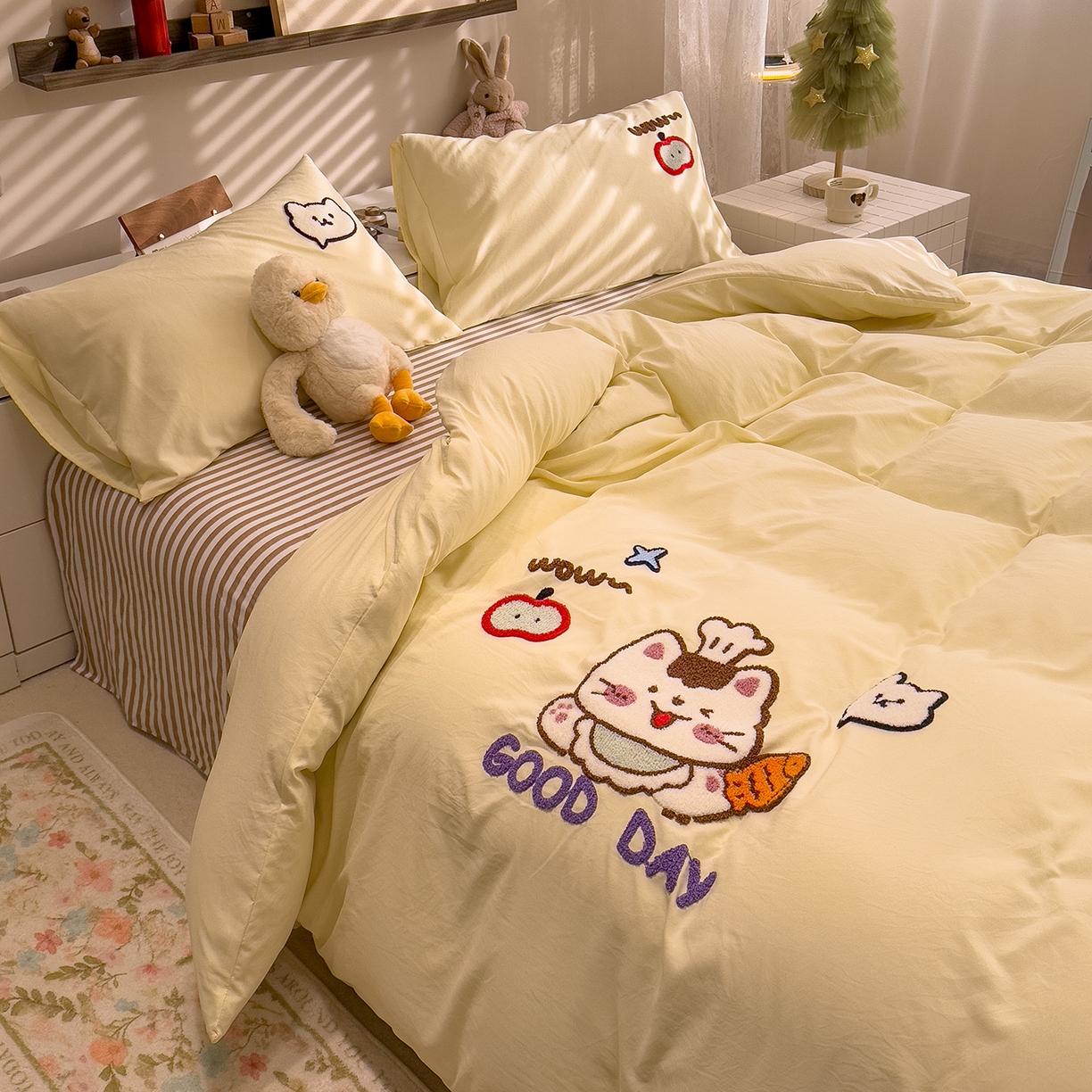 91家纺网 家纺一手货源 找家纺 曼谷家纺 2026新款卡通水洗棉毛巾绣四件套被套 小鱼喵喵酱-芝士咖条