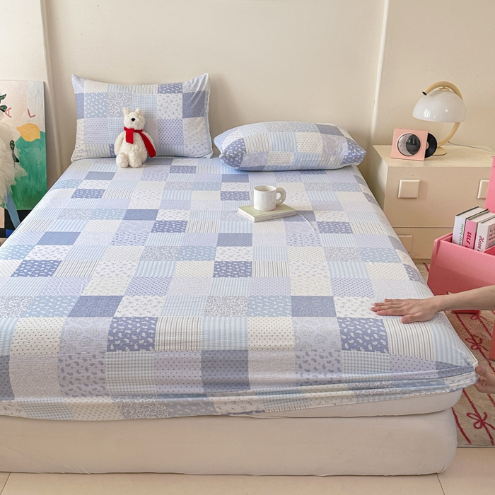 91家纺网 家纺一手货源 找家纺 温眠家纺 2025春夏新款云感棉双层纱床笠单床笠枕套三件套场景二 半亩花田