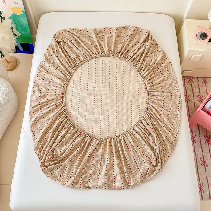 91家纺网 家纺一手货源 找家纺 温眠家纺 2025春夏新款云感棉双层纱床笠单床笠枕套三件套场景二 相思红豆