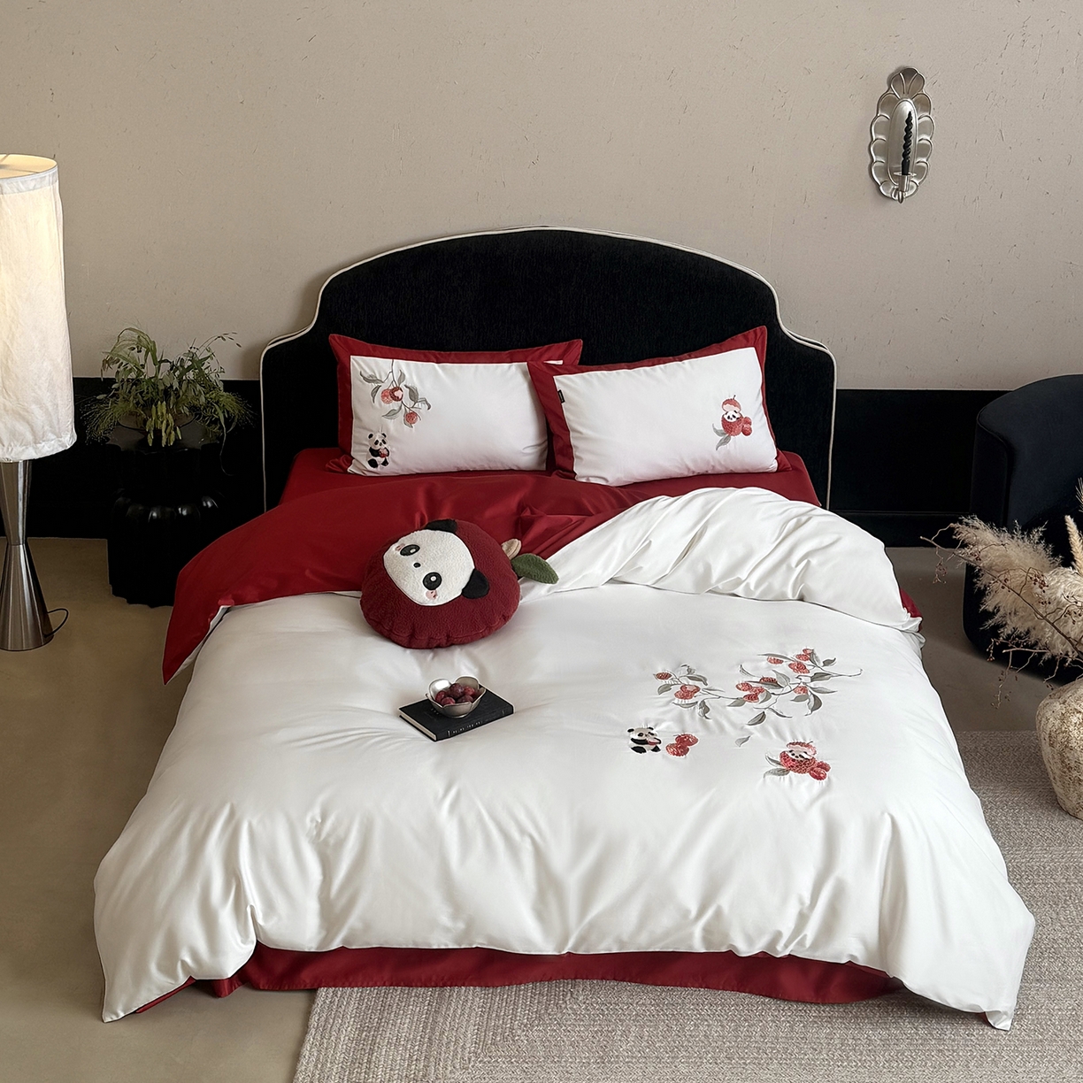 91家纺网 家纺一手货源 找家纺 （总）鹿班家居 2026春季新品100S长绒棉精密刺绣系列四件套-熊猫荔荔（标准会员-20元）