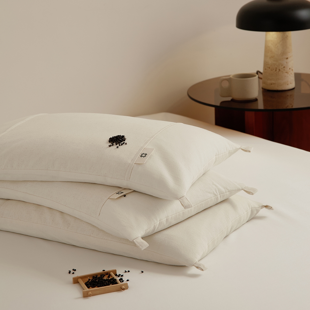 91家纺网 家纺一手货源 找家纺 （总）境月枕芯坊 2026新款可拆洗棉麻黑苦荞枕枕头枕芯