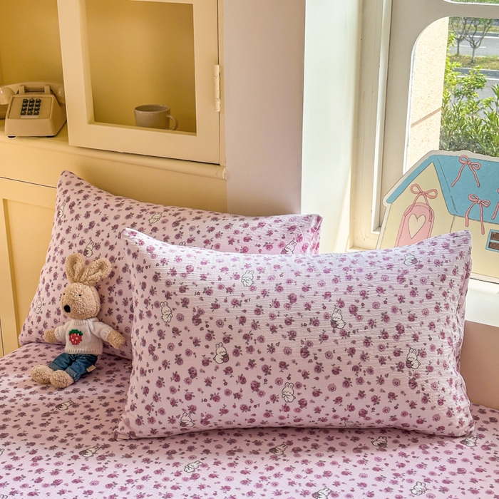 91家纺网 家纺一手货源 找家纺 温眠家纺 2025新款云感皱皱双层纱床笠 甜兔碎花