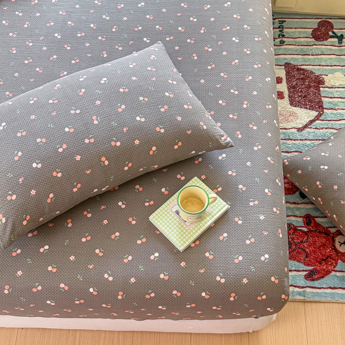 91家纺网 家纺一手货源 找家纺 温眠家纺 2025新款云感皱皱双层纱床笠 春樱