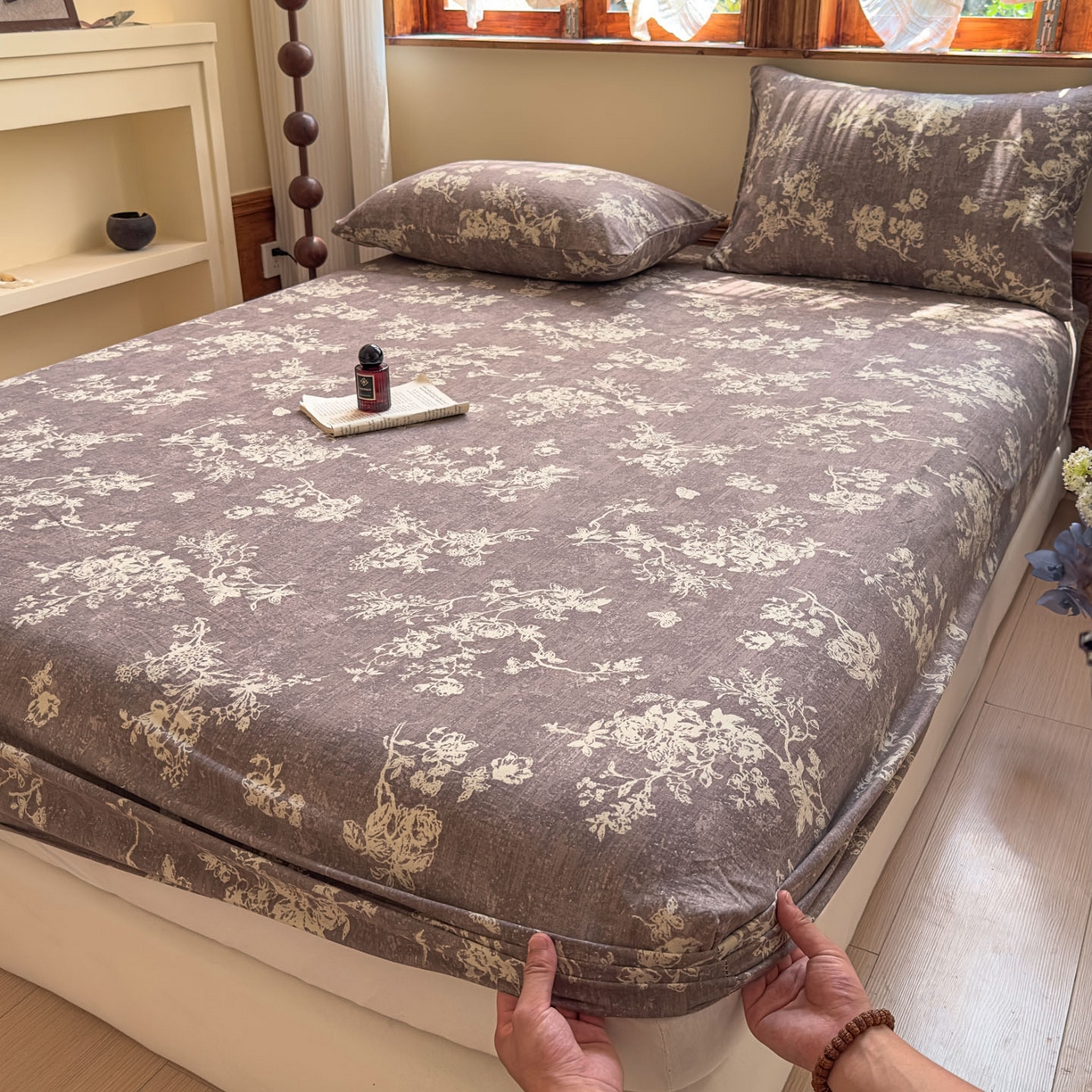 91家纺网 家纺一手货源 找家纺 温眠家纺 2025新款双层纱单件床笠床单 月华绣影