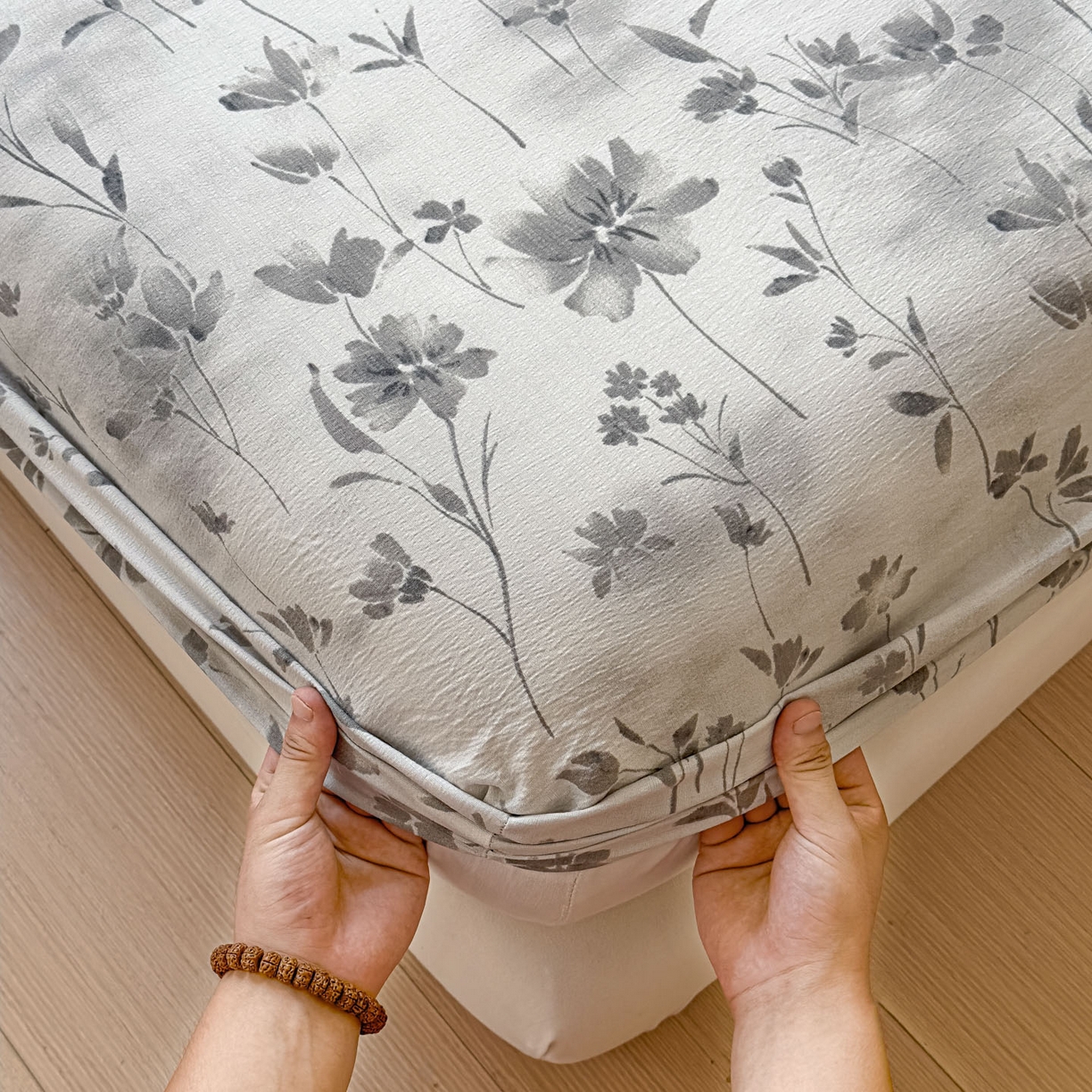 91家纺网 家纺一手货源 找家纺 温眠家纺 2025新款双层纱单件床笠床单 秘境烟雨