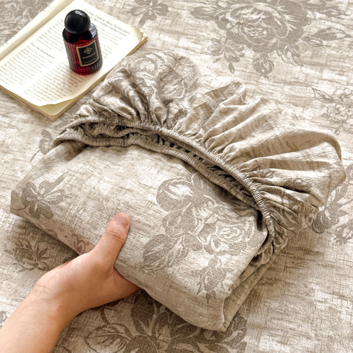 91家纺网 家纺一手货源 找家纺 温眠家纺 2025新款双层纱单件床笠床单 枯木生花