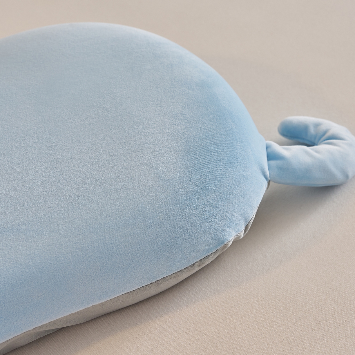 91家纺网 家纺一手货源 找家纺 铺尚美家纺 2026可爱卡通儿童猫肚枕学生幼儿园卡通记忆棉枕头枕芯30*50cm 大眼喵喵记忆枕-蓝