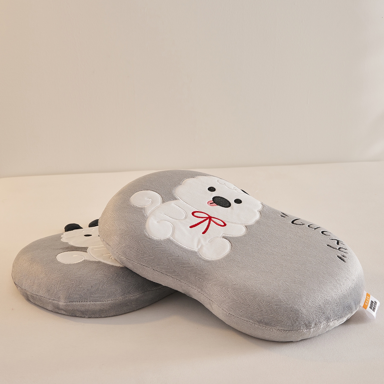 91家纺网 家纺一手货源 找家纺 铺尚美家纺 2026可爱卡通儿童猫肚枕学生幼儿园卡通记忆棉枕头枕芯30*50cm Lucky羊咩咩记忆枕-灰