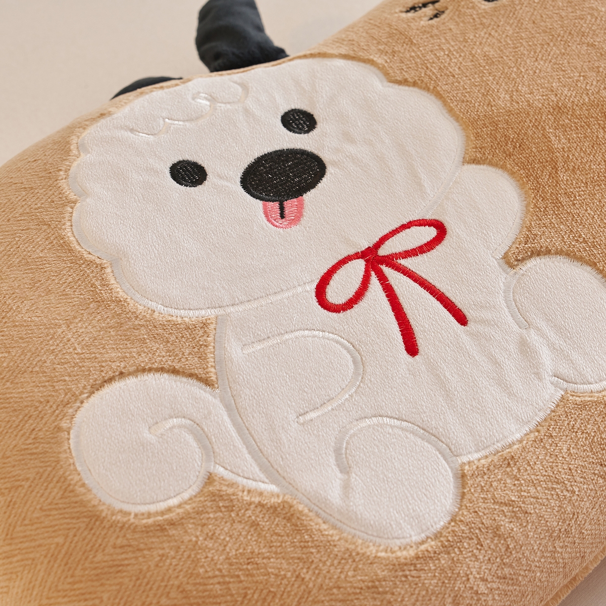 91家纺网 家纺一手货源 找家纺 铺尚美家纺 2026可爱卡通儿童猫肚枕学生幼儿园卡通记忆棉枕头枕芯30*50cm Lucky羊咩咩记忆枕-黄