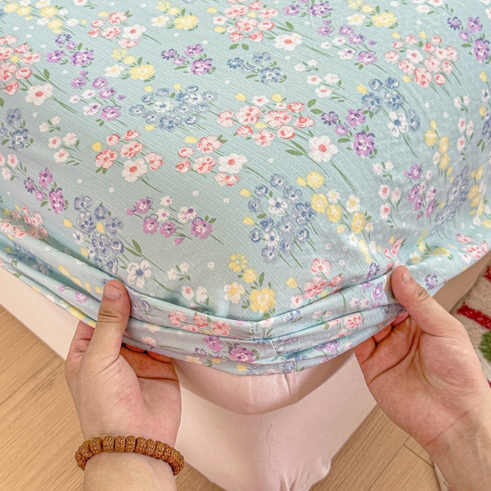 91家纺网 家纺一手货源 找家纺 温眠家纺 2025新款高克重云感双层纱床笠三件套学生床二件套床笠单品 双层纱床笠-海棠花颂蓝