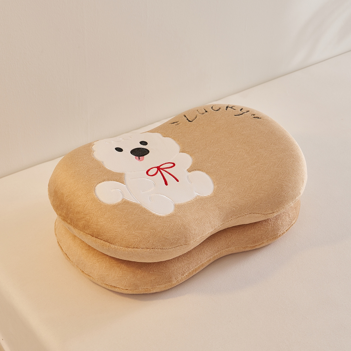 91家纺网 家纺一手货源 找家纺 铺尚美家纺 2026可爱卡通儿童猫肚枕学生幼儿园卡通记忆棉枕头枕芯30*50cm Lucky羊咩咩记忆枕-黄