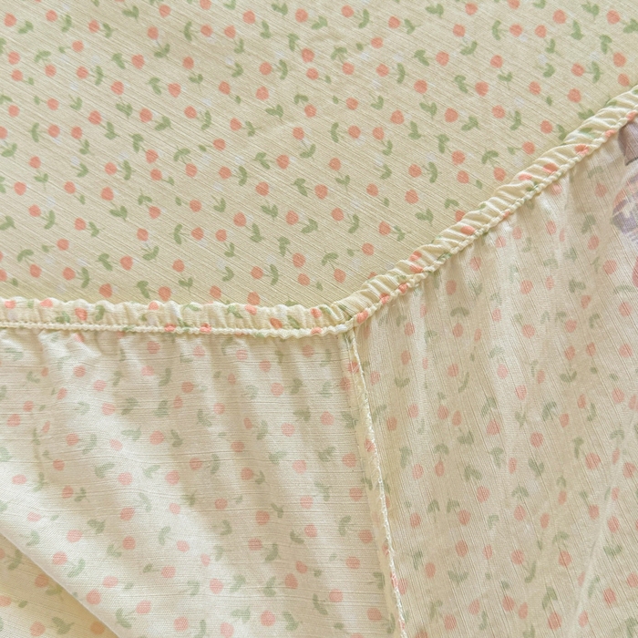 91家纺网 家纺一手货源 找家纺 温眠家纺 2025新款高克重云感双层纱床笠三件套学生床二件套床笠单品 双层纱床笠-田野女孩