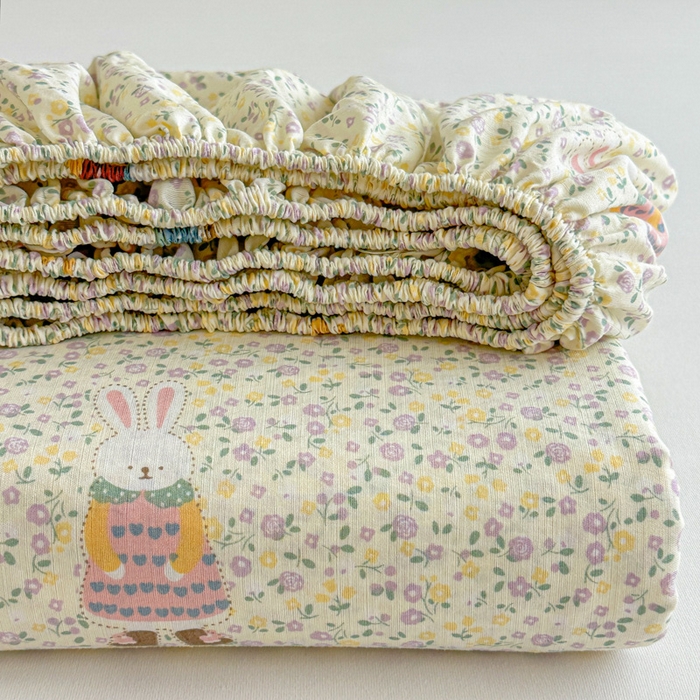 91家纺网 家纺一手货源 找家纺 温眠家纺 2025新款高克重云感双层纱床笠三件套学生床二件套床笠单品 双层纱床笠-田野兔