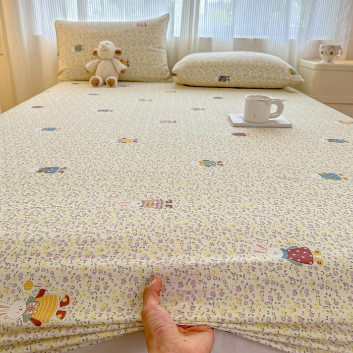 91家纺网 家纺一手货源 找家纺 温眠家纺 2025新款高克重云感双层纱床笠三件套学生床二件套床笠单品 双层纱床笠-田野兔