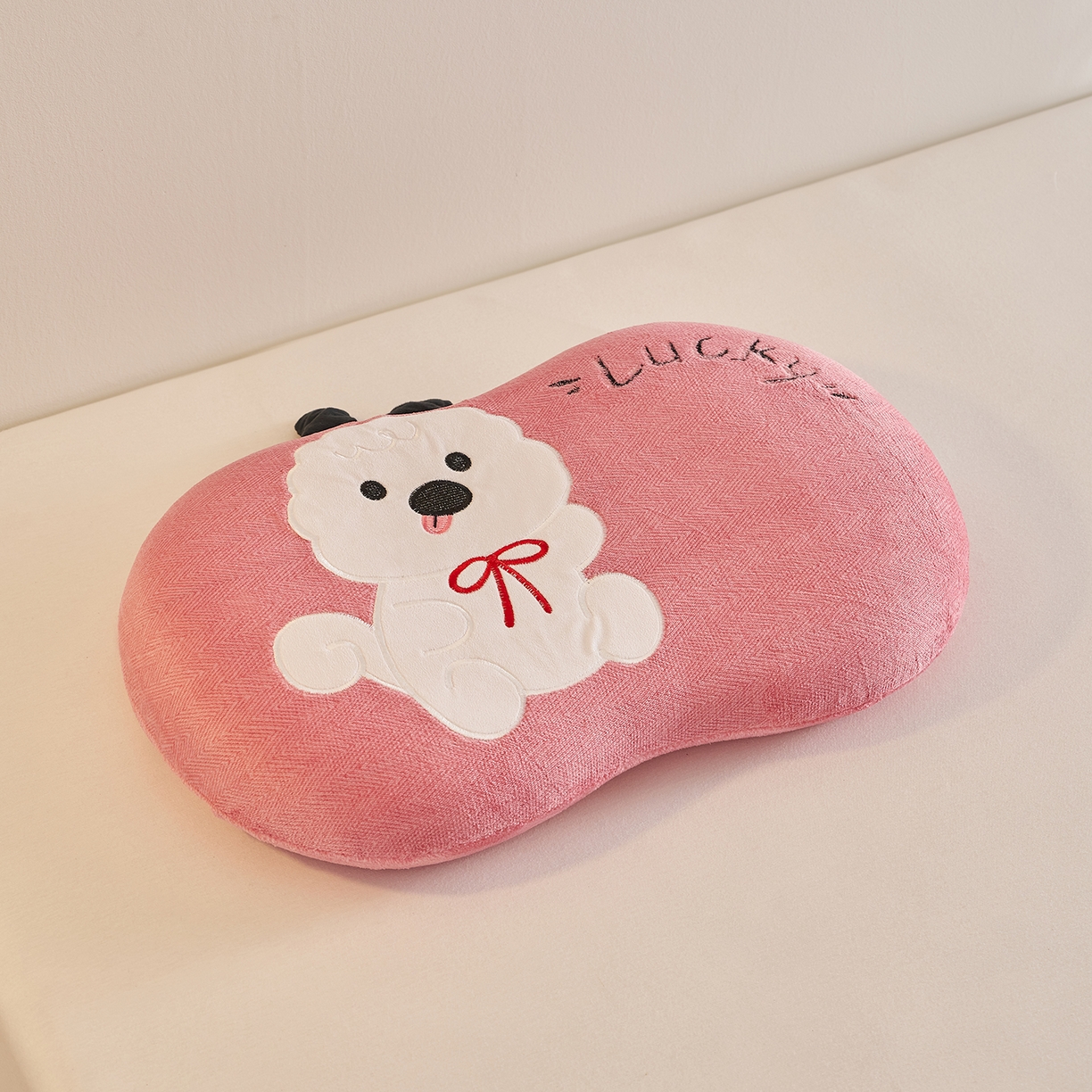 91家纺网 家纺一手货源 找家纺 （总）铺尚美家纺 2026可爱卡通儿童猫肚枕学生幼儿园卡通记忆棉枕头枕芯30*50cm