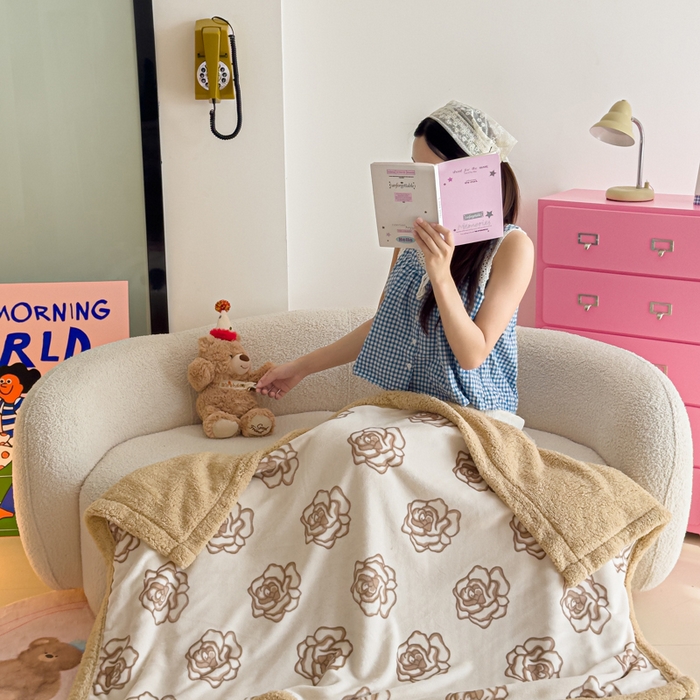 91家纺网 家纺一手货源 找家纺 温眠家纺 2025新款ins羊羔绒牛奶绒可被套休闲毯单被套-毯子图 羊-苏颜