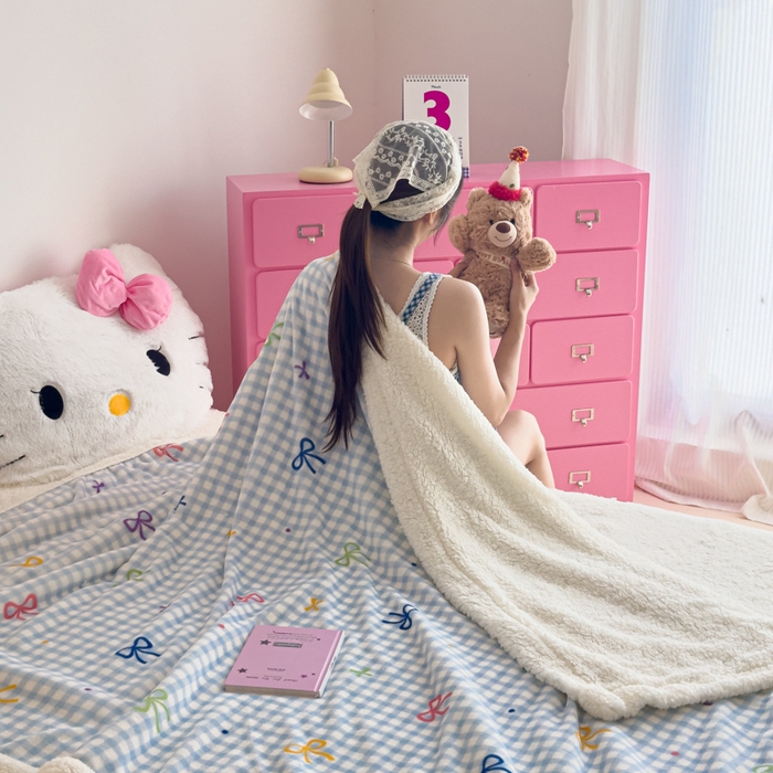 91家纺网 家纺一手货源 找家纺 温眠家纺 2025新款ins羊羔绒牛奶绒可被套休闲毯单被套-毯子图 羊-彩色物语蓝