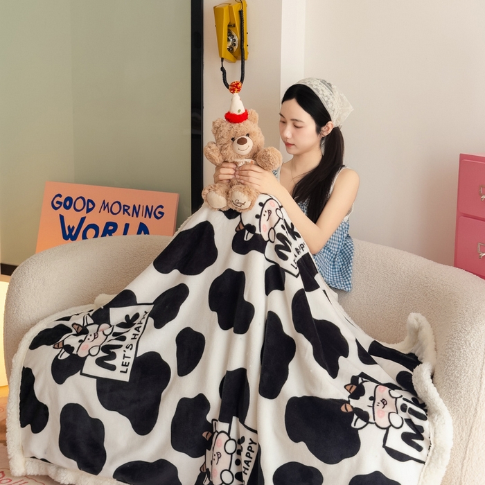 91家纺网 家纺一手货源 找家纺 温眠家纺 2025新款ins羊羔绒牛奶绒可被套休闲毯单被套-毯子图 羊-奶牛