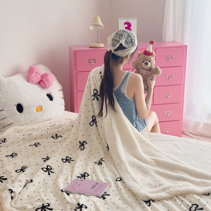 91家纺网 家纺一手货源 找家纺 温眠家纺 2025新款ins羊羔绒牛奶绒可被套休闲毯单被套-毯子图 羊-慢时光