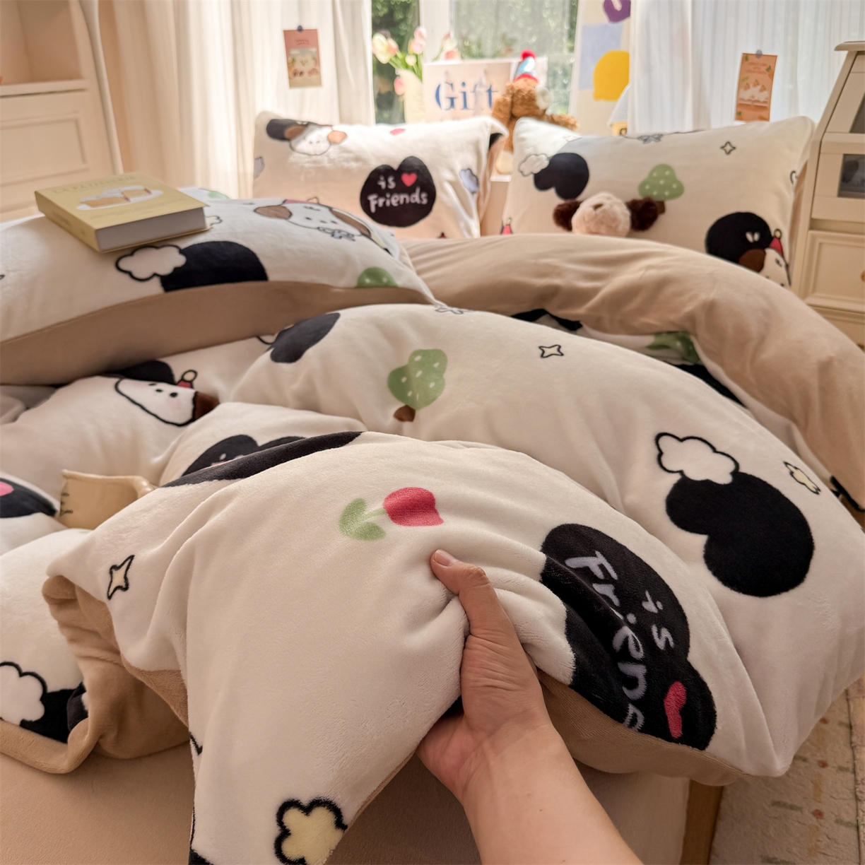 91家纺网 家纺一手货源 找家纺 （总）温眠家纺 2025新款全工艺200克牛奶绒印花四件套