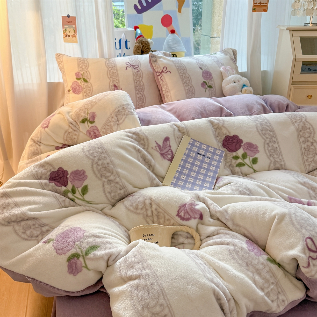 91家纺网 家纺一手货源 找家纺 温眠家纺 2025新款全工艺200克牛奶绒印花四件套 紫藤花语