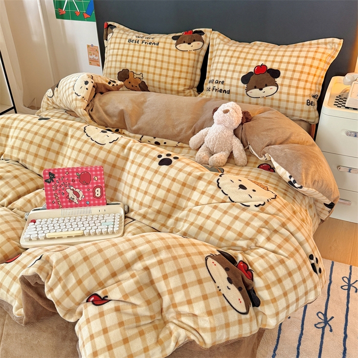 91家纺网 家纺一手货源 找家纺 温眠家纺 2025新款加厚牛奶绒四件套跑量款 班尼家族