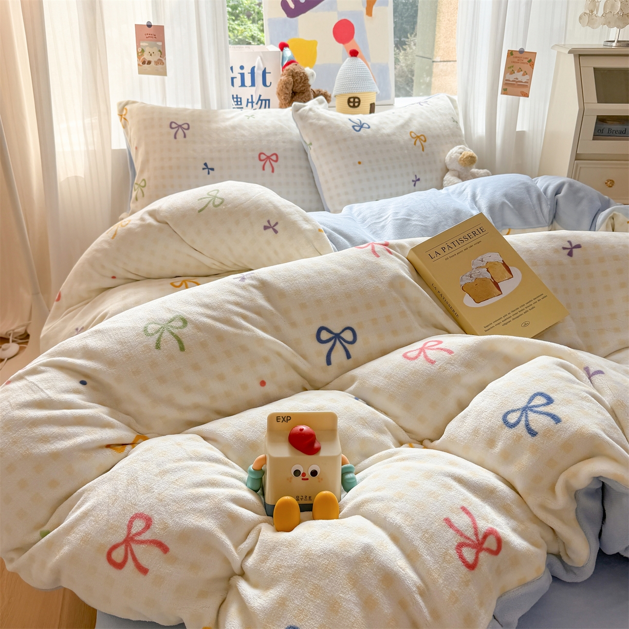 91家纺网 家纺一手货源 找家纺 温眠家纺 2025新款全工艺200克牛奶绒印花四件套 彩色物语黄