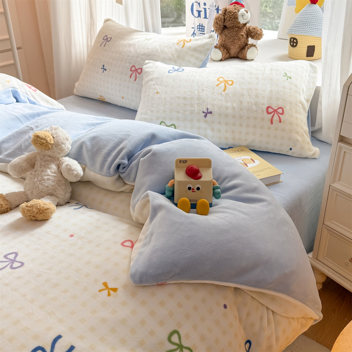 91家纺网 家纺一手货源 找家纺 温眠家纺 2025新款全工艺200克牛奶绒印花四件套 彩色物语黄