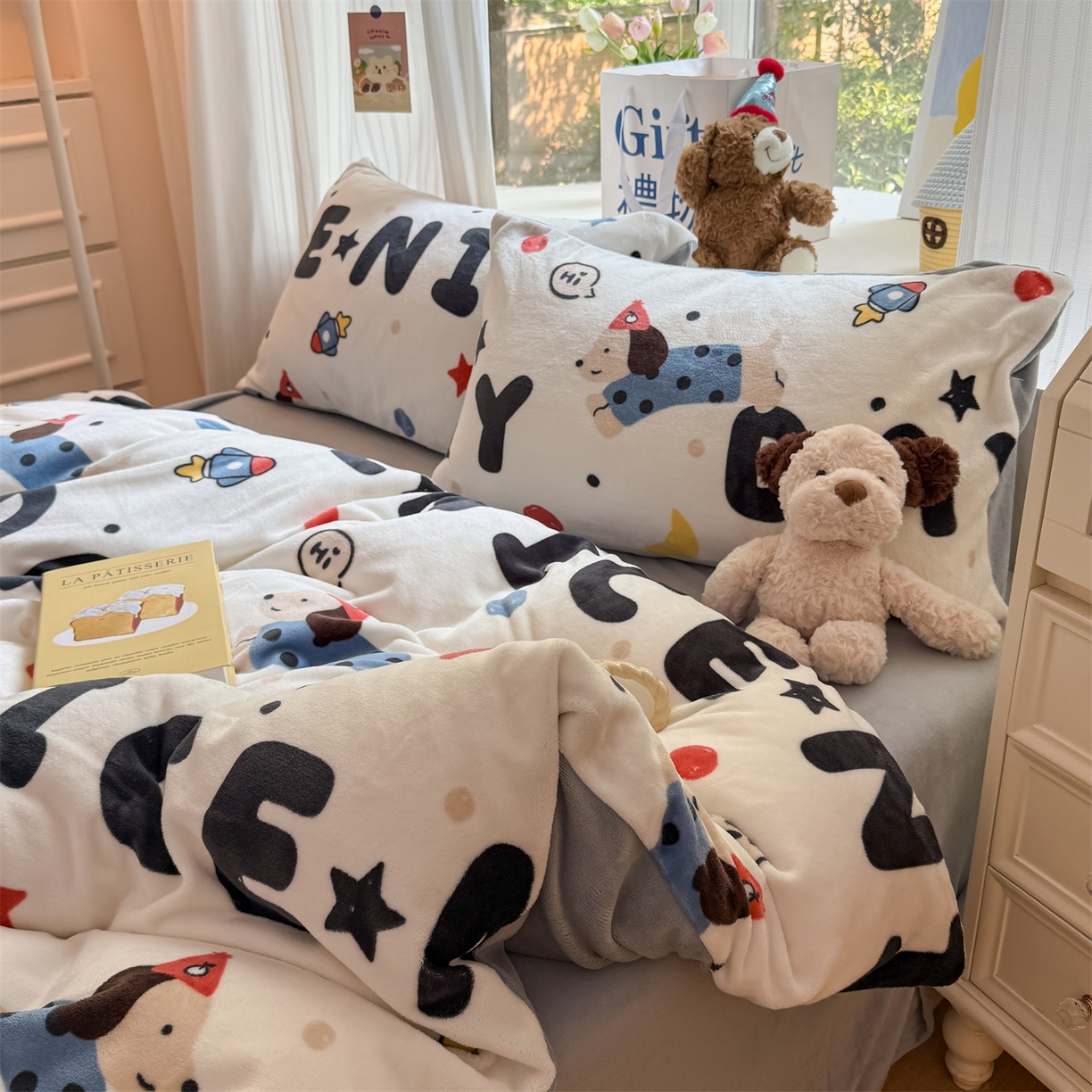 91家纺网 家纺一手货源 找家纺 温眠家纺 2025新款全工艺200克牛奶绒印花四件套 童话