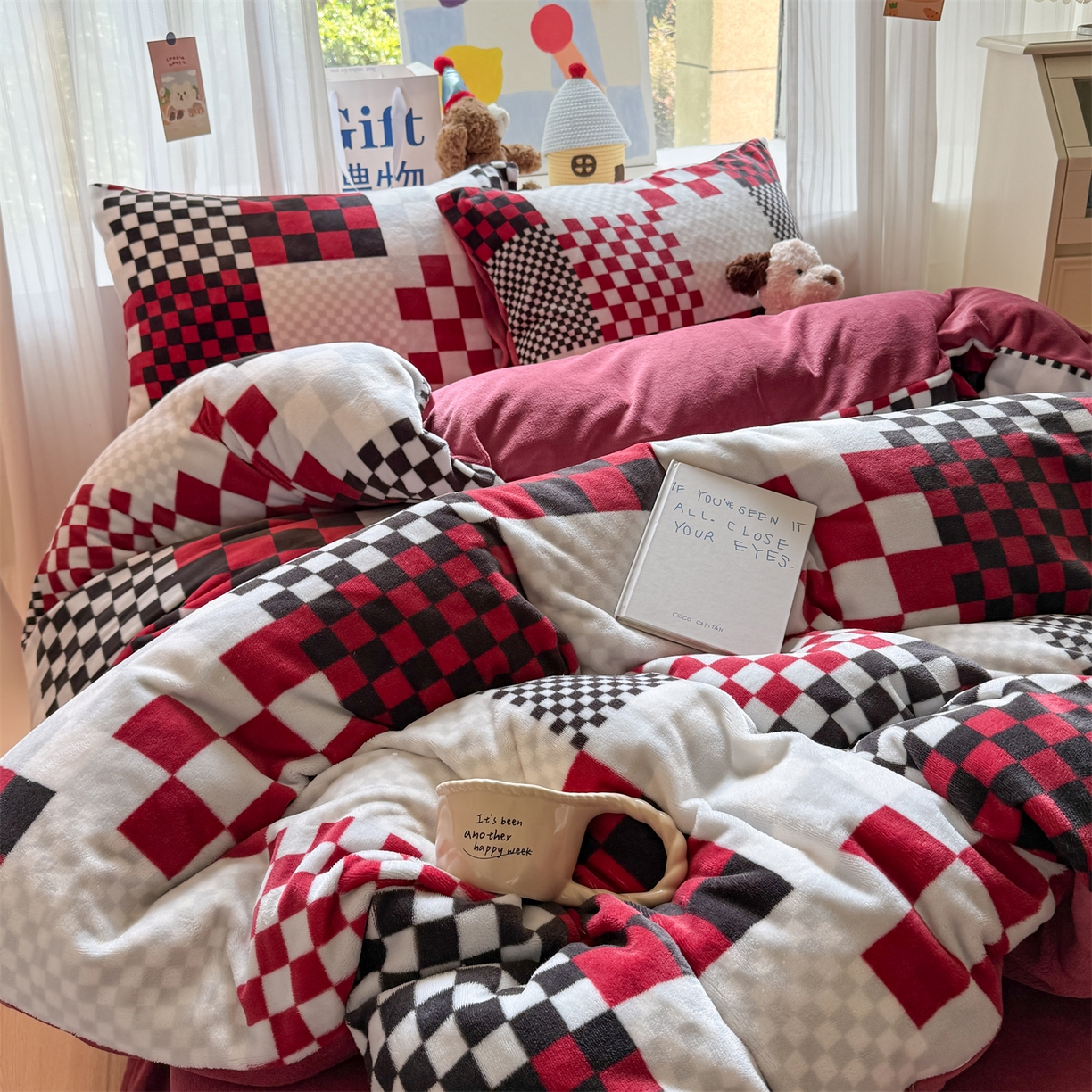 91家纺网 家纺一手货源 找家纺 温眠家纺 2025新款全工艺200克牛奶绒印花四件套 迷格