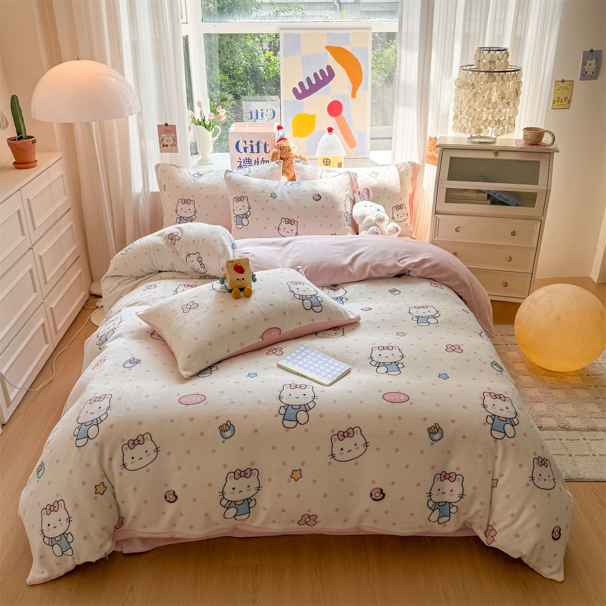 91家纺网 家纺一手货源 找家纺 温眠家纺 2025新款全工艺200克牛奶绒印花四件套 爱心猫咪