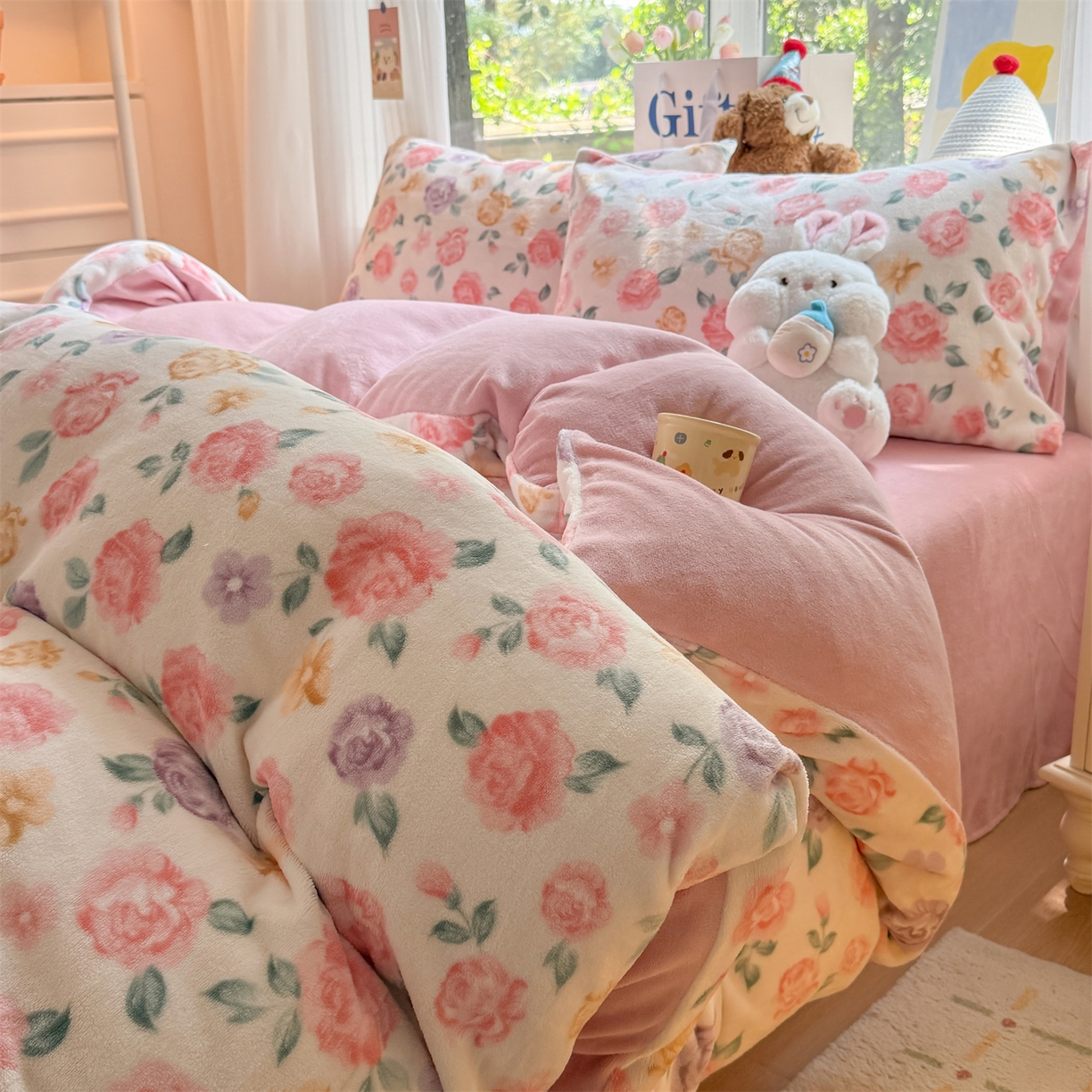 91家纺网 家纺一手货源 找家纺 温眠家纺 2025新款全工艺200克牛奶绒印花四件套 花镜