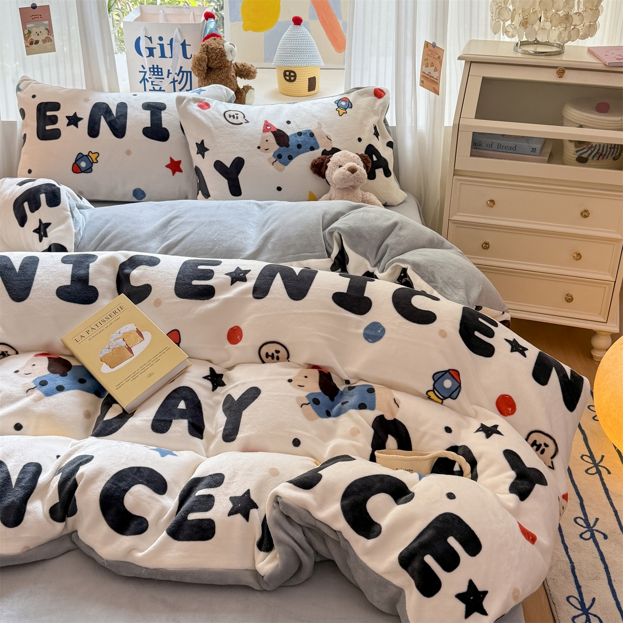 91家纺网 家纺一手货源 找家纺 温眠家纺 2025新款全工艺200克牛奶绒印花四件套 童话