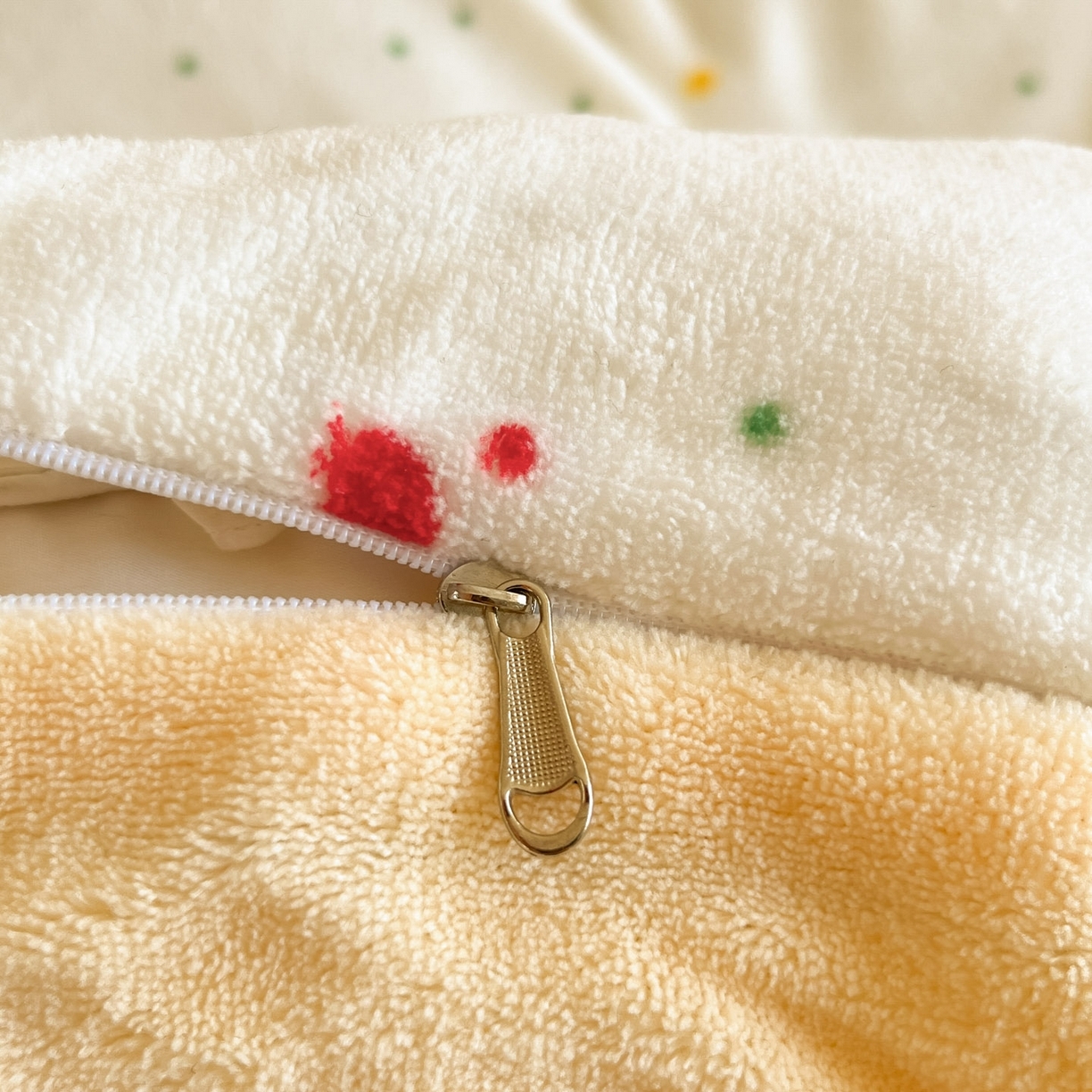 91家纺网 家纺一手货源 找家纺 （总）摩妮卡 2025新款牛奶绒印花夹棉床盖印花四件套