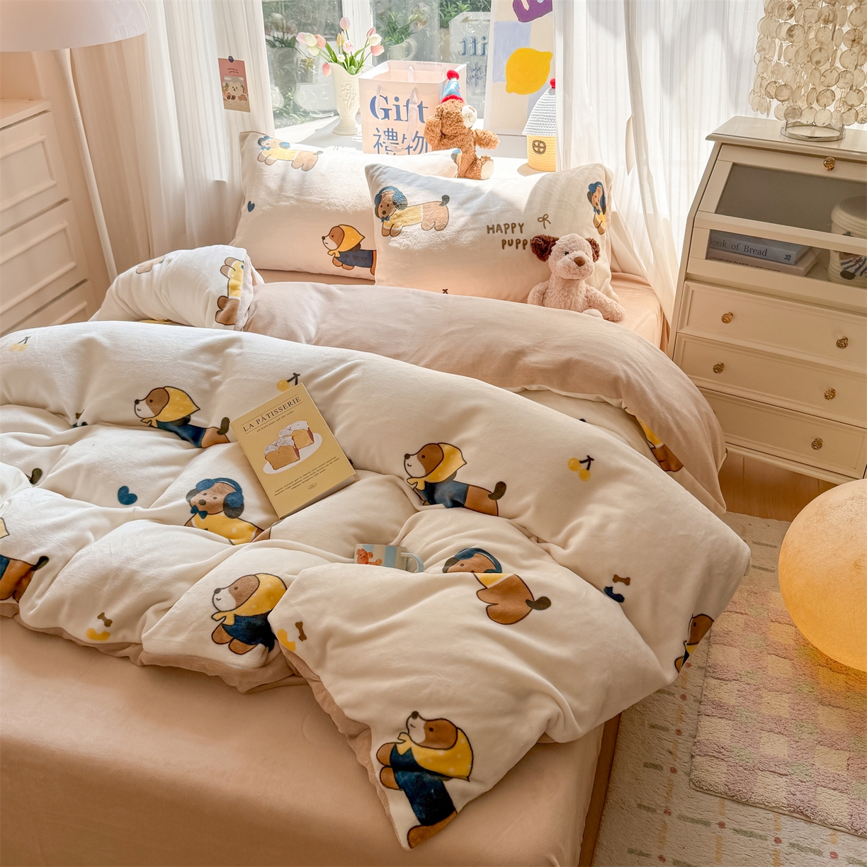 91家纺网 家纺一手货源 找家纺 温眠家纺 2025新款全工艺200克牛奶绒印花四件套 巴迪狗