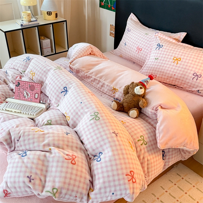 91家纺网 家纺一手货源 找家纺 温眠家纺 2025新款加厚牛奶绒四件套跑量款 彩色物语红