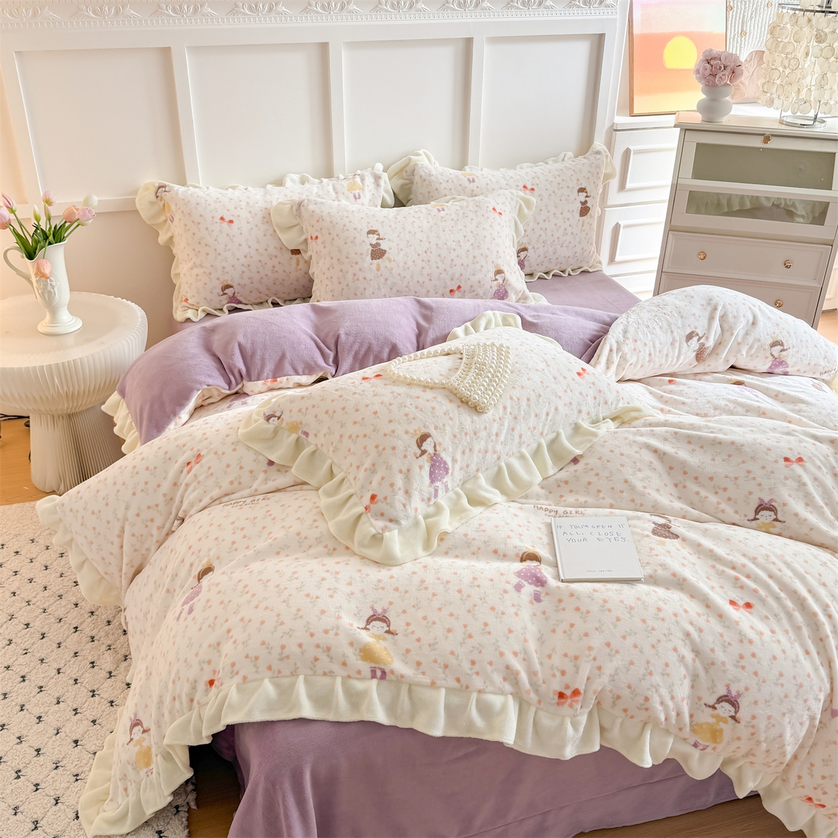 91家纺网 家纺一手货源 找家纺 温眠家纺 2025新款200g全工艺牛奶绒花边款四件套吊边床单 春意